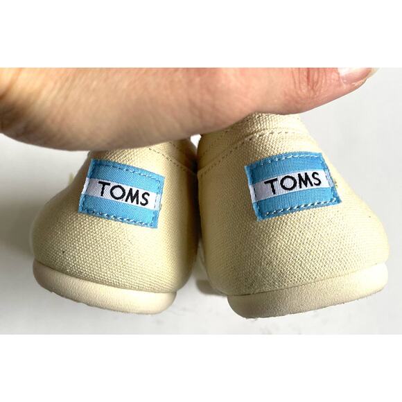 TOMS Canvas Slip On Flats Natural Beige Tan Cream Size 9.5 NEW - Picture 7 of 9